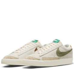 Nike Blazer Low '77 Premium - Coconut Milk/Multi-color -Fashion clothing AURORA DM7582 100 PHCFH001 2000