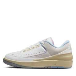 Women's Air Jordan 2 Retro Low 'Look, Up In The Air' - Summit White/Varsity Red