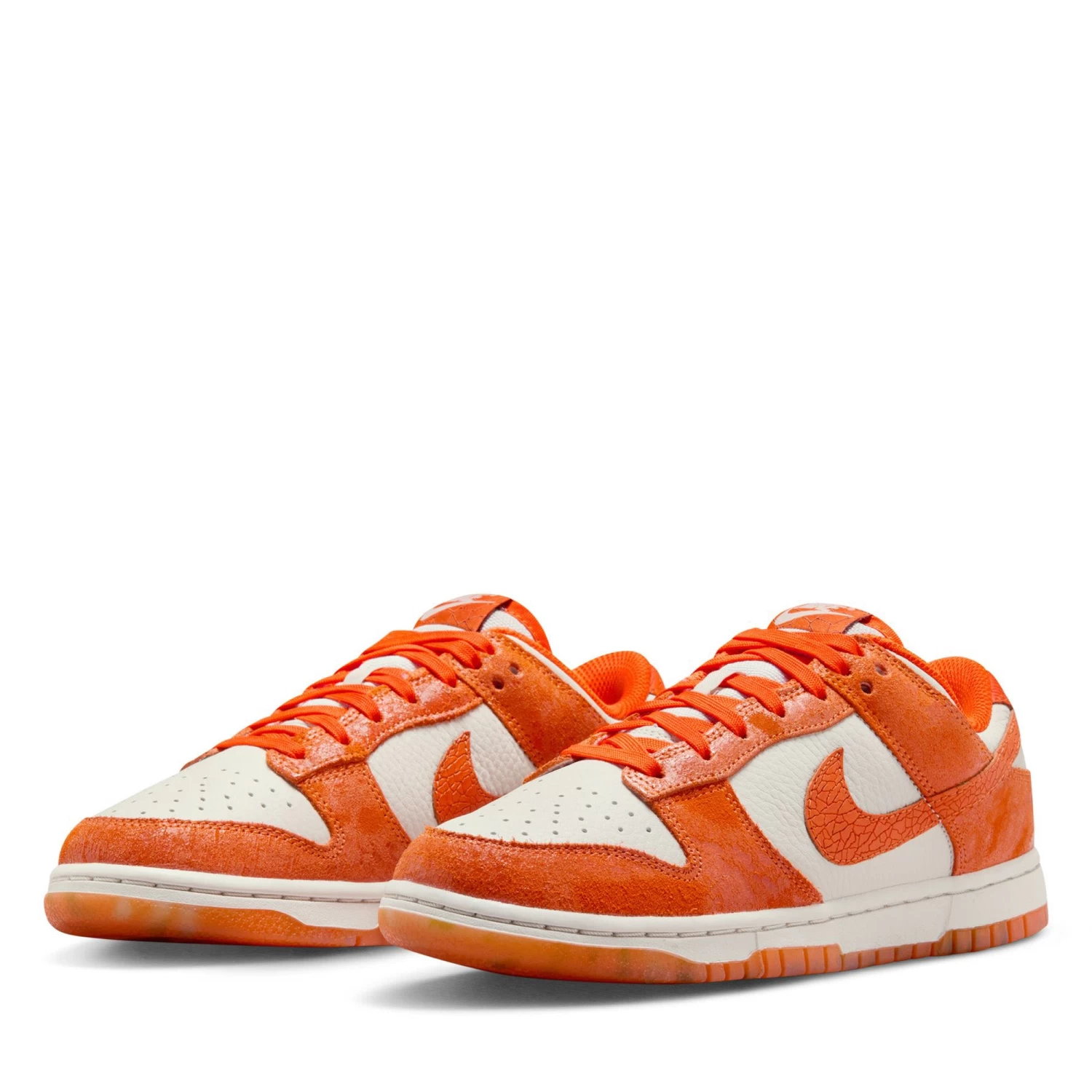 Women's Nike Dunk Low - Light Bone/Safety Orange 5 Women's Nike Dunk Low - Light Bone/Safety Orange - Image 3