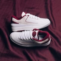 Air Jordan 2 Retro Low - White/Cherrywood -Fashion clothing Sneaker Politics Jordan 2LowCherrywood Web 1 1