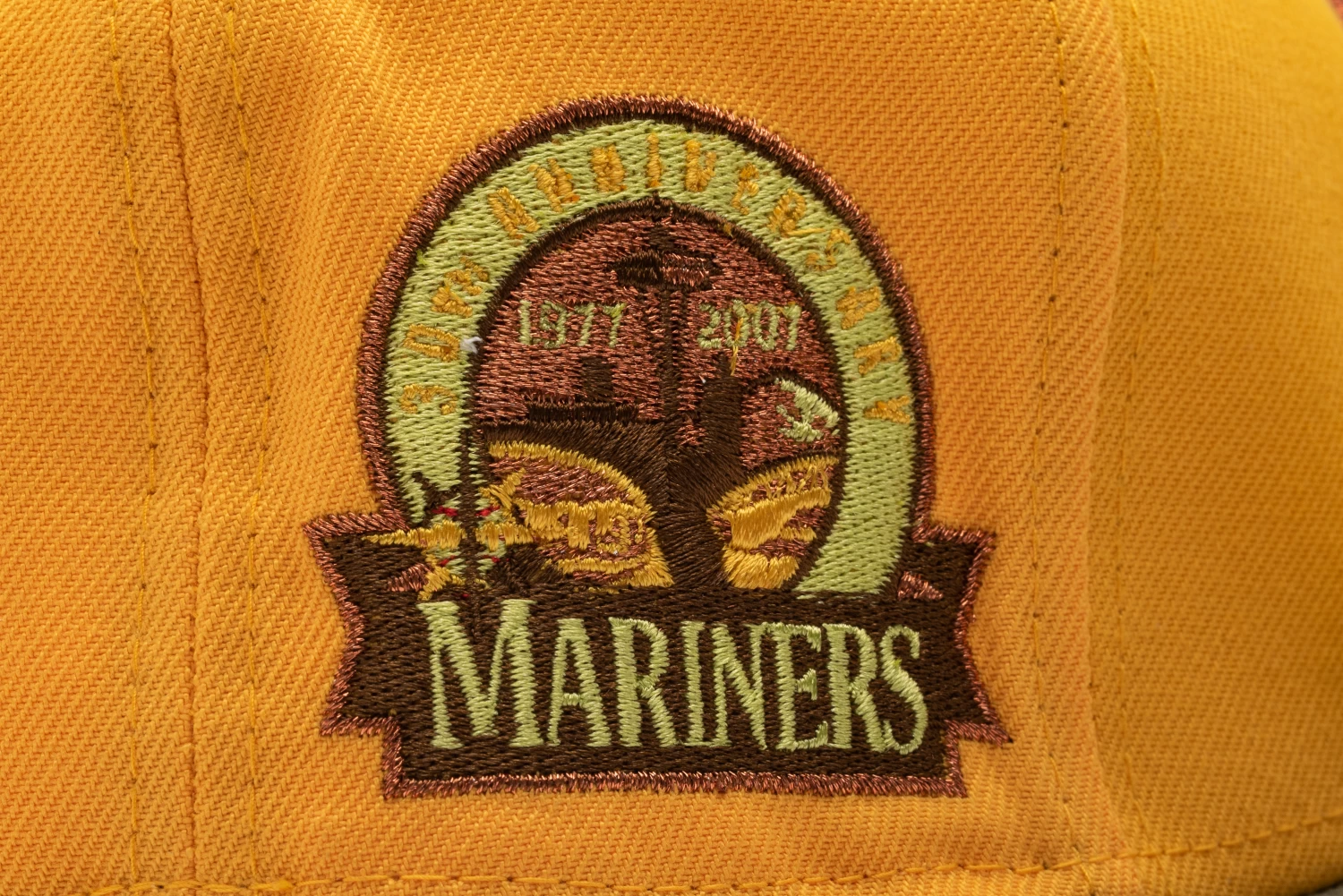 New Era X Politics Seattle Mariners 59FIFTY Fitted Hat - Gold/Copper 9 New Era X Politics Seattle Mariners 59FIFTY Fitted Hat - Gold/Copper - Image 7