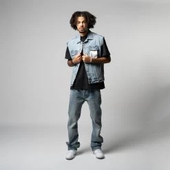 Purple Brand Denim Vest - Light Indigo Embroidered 10 Purple Brand Denim Vest - Light Indigo Embroidered -Fashion clothing Sneaker Politics PURPLE SS23 MODEL 131 111462 WB 1