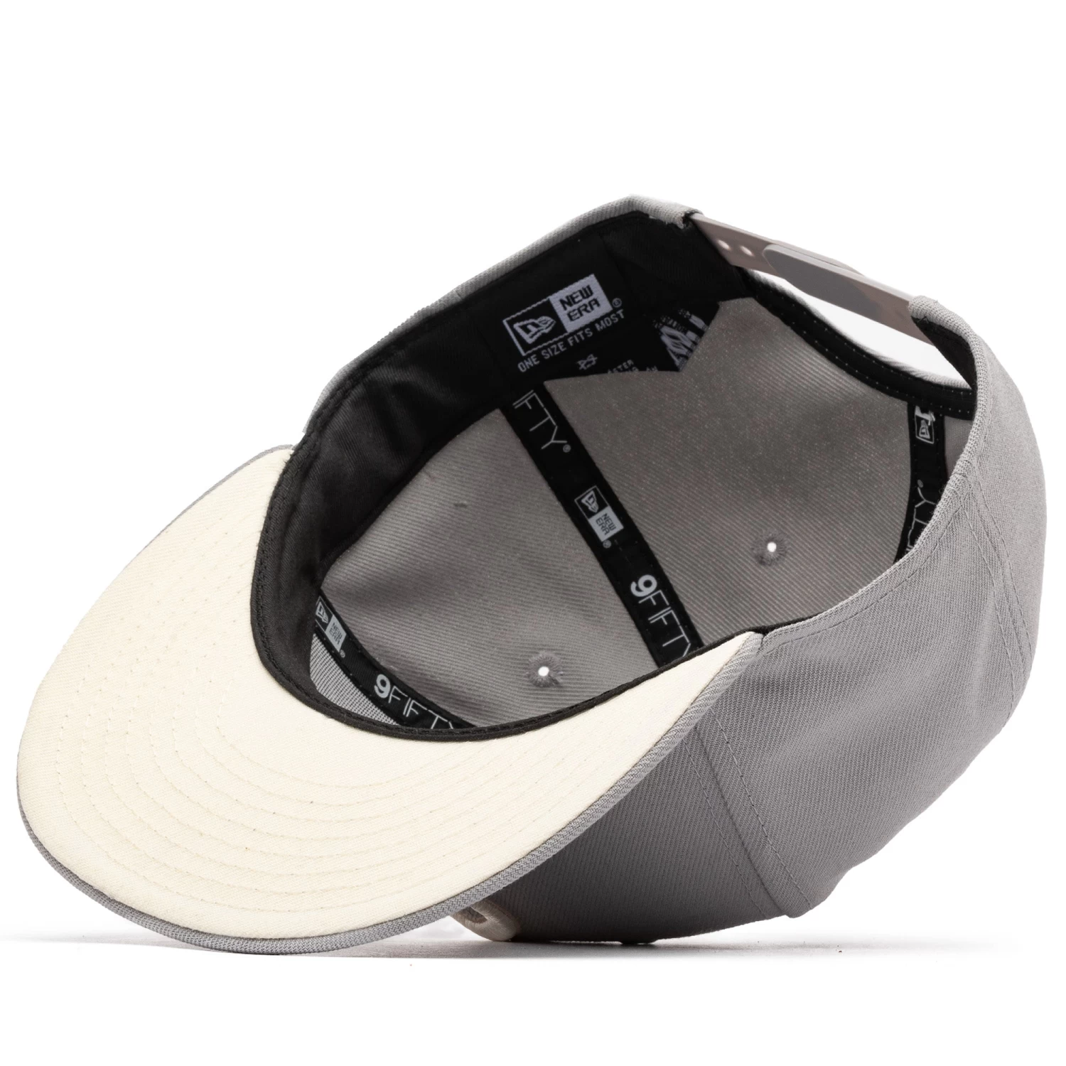 Politics X New Era 9FIFTY Snapback Hat - Grey/Chrome 5 Politics X New Era 9FIFTY Snapback Hat - Grey/Chrome - Image 3