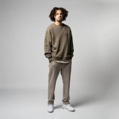 Stampd Graffiti Crewneck - Olive -Fashion clothing Sneaker Politics STAMPD Mar23 MODEL 131 111650 WB 1