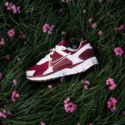 Women's Nike Zoom Vomero 5 - Pink Foam/Team Red 17 Women's Nike Zoom Vomero 5 - Pink Foam/Team Red -Fashion clothing Women sNikeVomero5PinkFoamredSailFN7196 663SneakerPOliticsIG 7